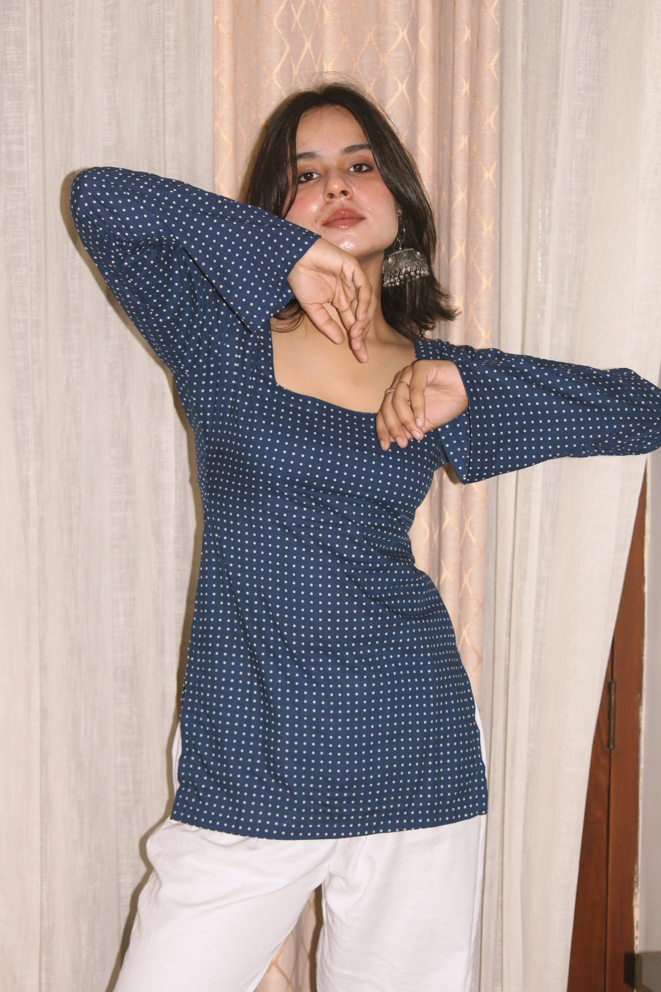 BINDU DEEP BACK KURTI - Image 4