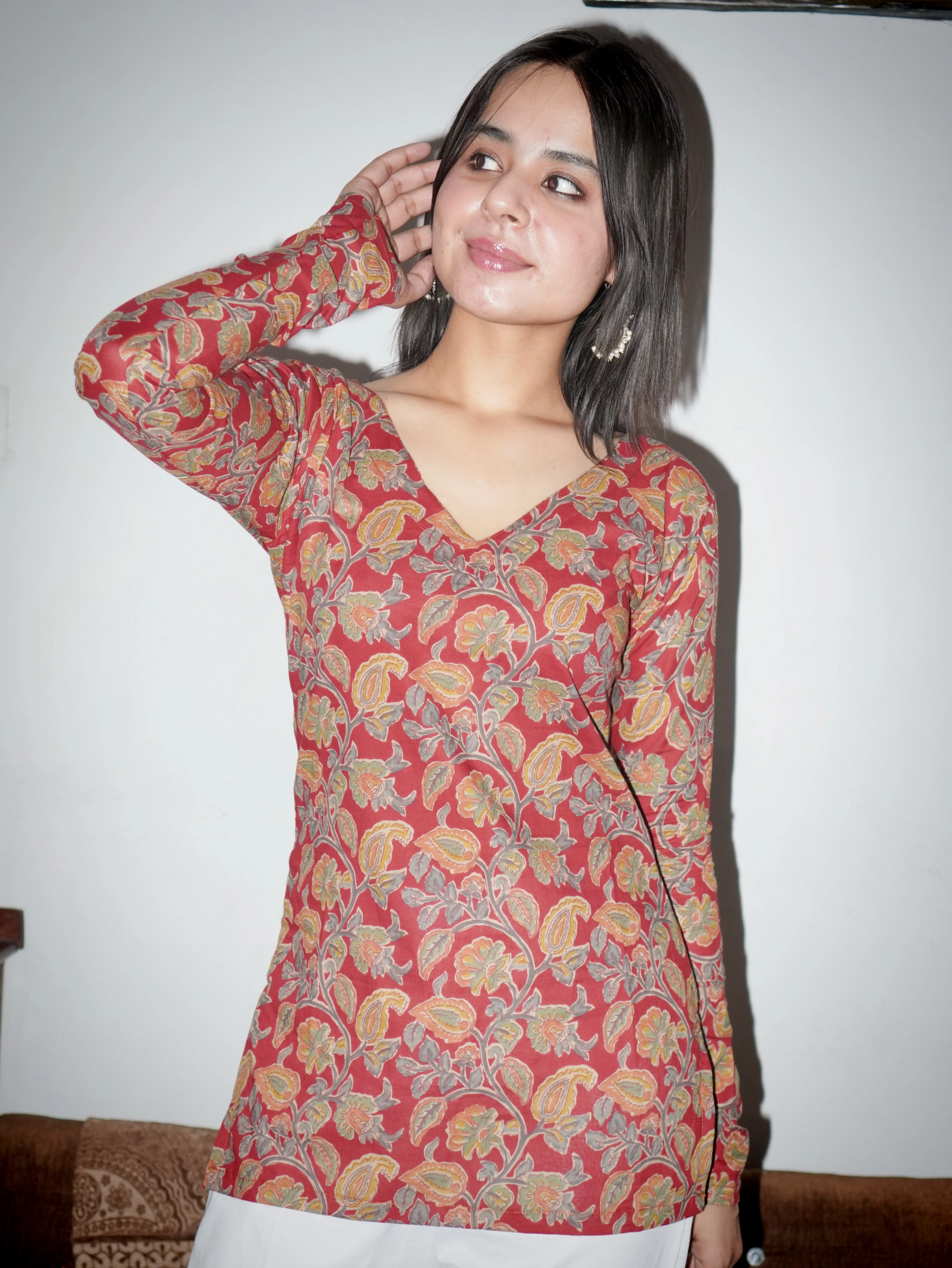 HEER DEEP BACK KURTI - Image 3