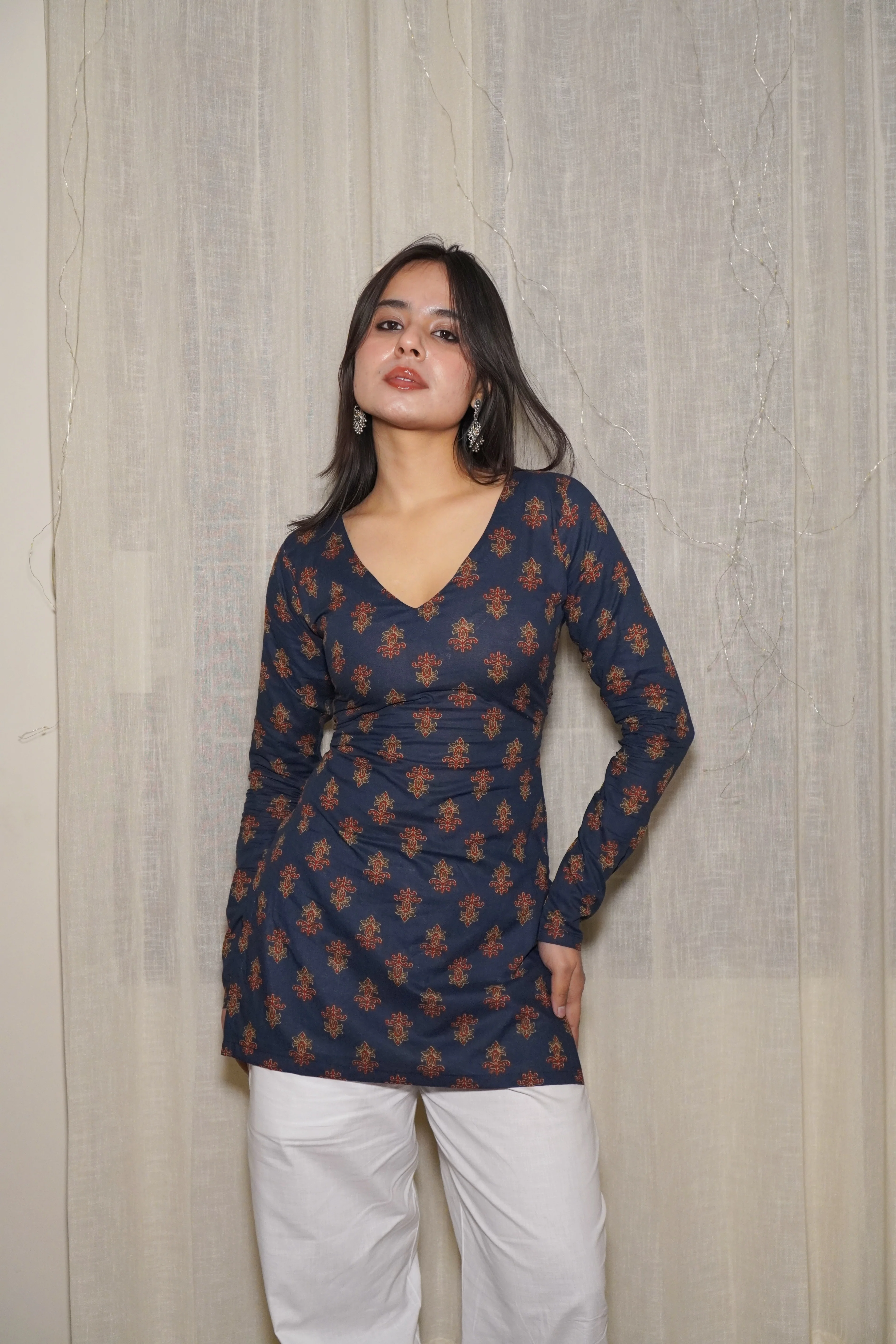 NAYIKA FULL SLEEVE KURTI