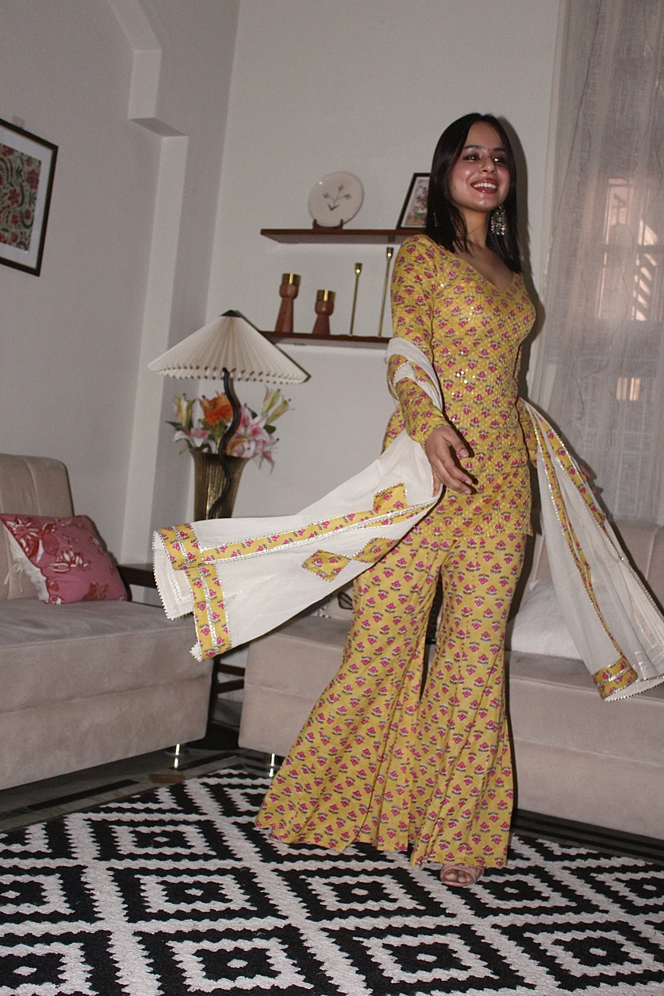 Ravya Sharara Set - Image 2