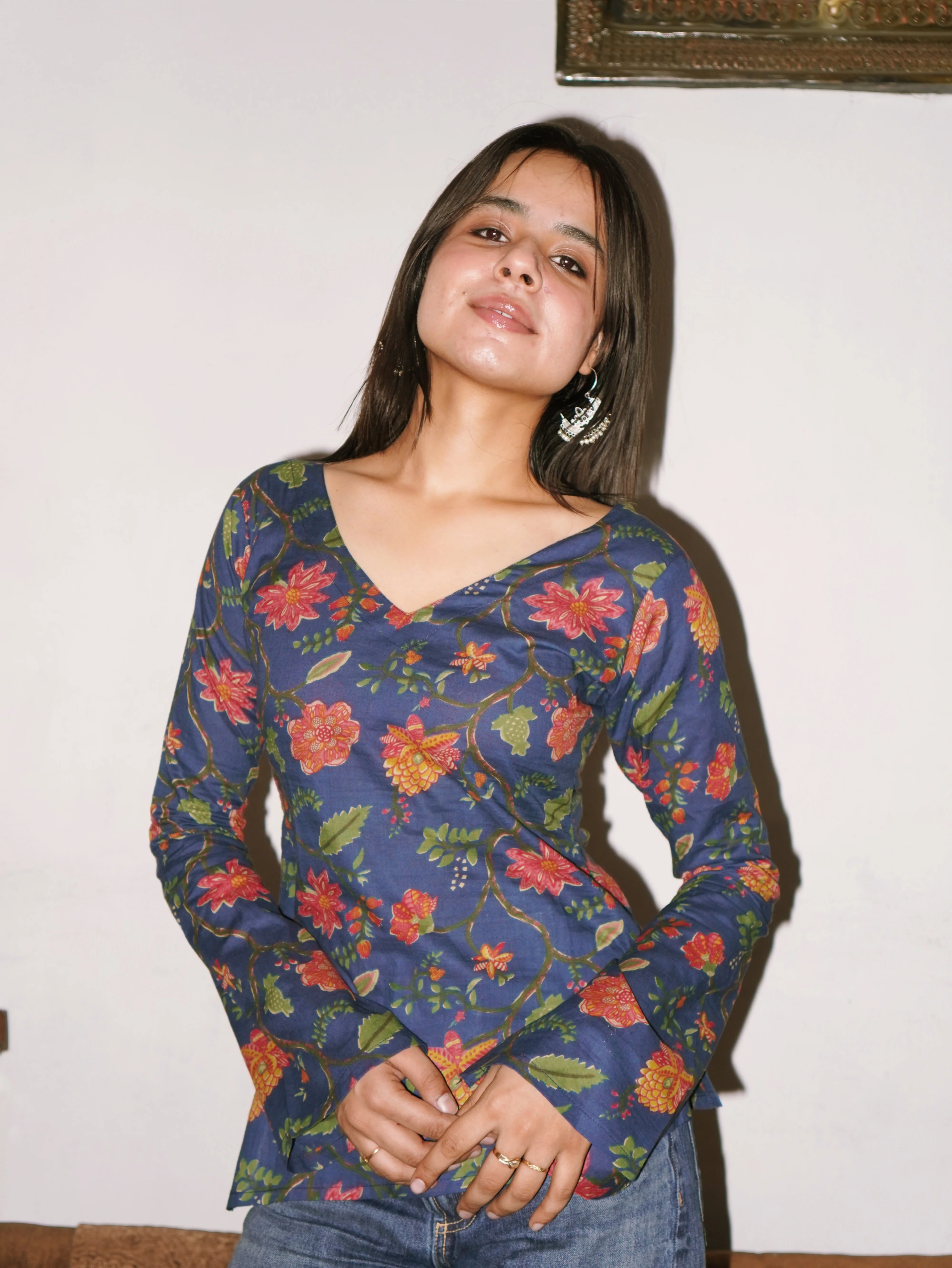 Rooh side bend deep back kurti - Image 4