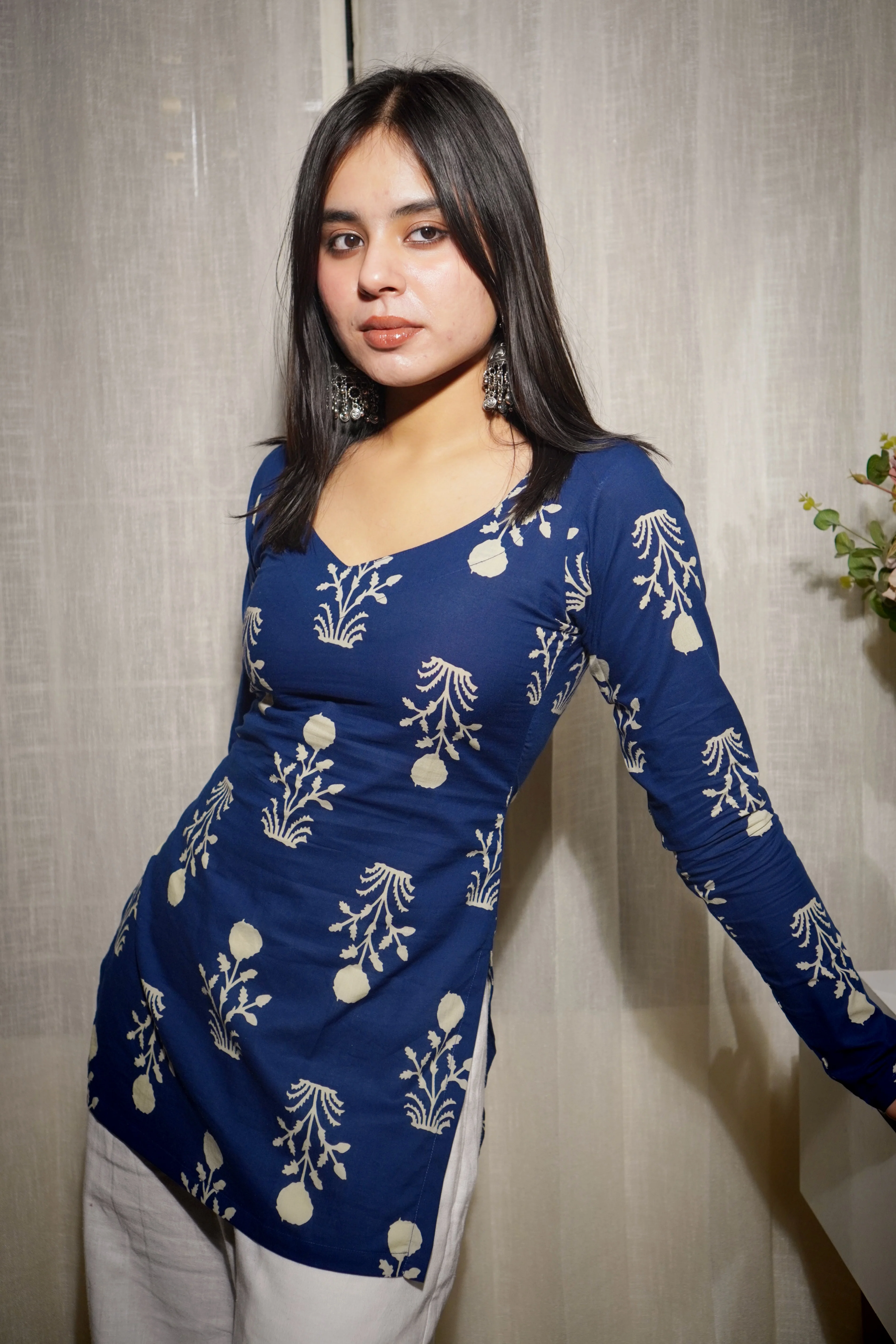 SAKI FULL SLEEVE KURTI - Image 2
